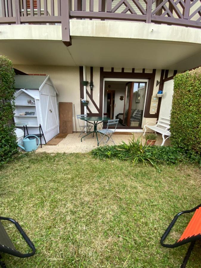 Studio En Rez De Jardin -"Le Petit Nid" A Trouville エクステリア 写真